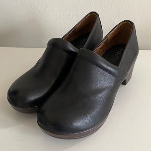 Boc Clogs, Size 9